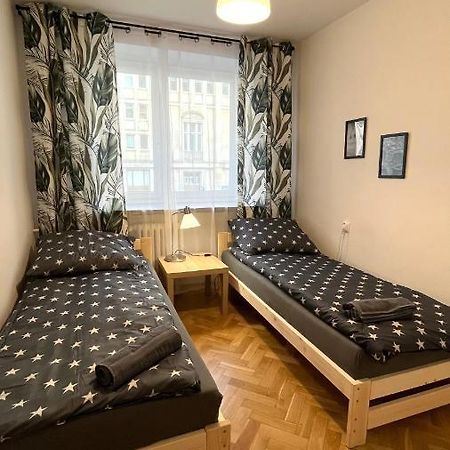 Warszawa Krucza Pokoje Kültér fotó